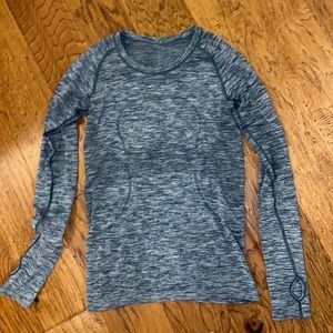 Lululemon long sleeve swiftly tech